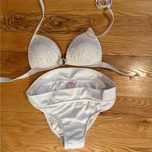 VENUS White Bikini Top